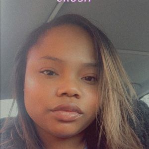 Meet your Posher, Jade